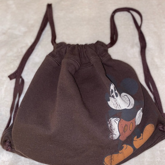 💎 Vintage Style Disney Drawstring Backpack Dark Brown - Picture 2 of 8